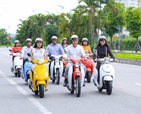 NHỮNG TÌNH HUỐNG NGUY HIỂM XE MÁY 50CC CẦN TRÁNH