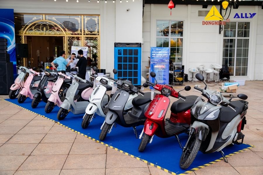 [Giải Đáp] Mua Xe Điện Hãng Nào Tốt?