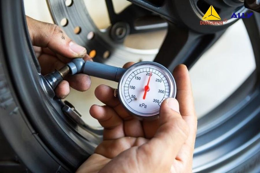 Hướng Dẫn Sử Dụng Xe Máy 50cc Bền Máy Và Tiết Kiệm Xăng