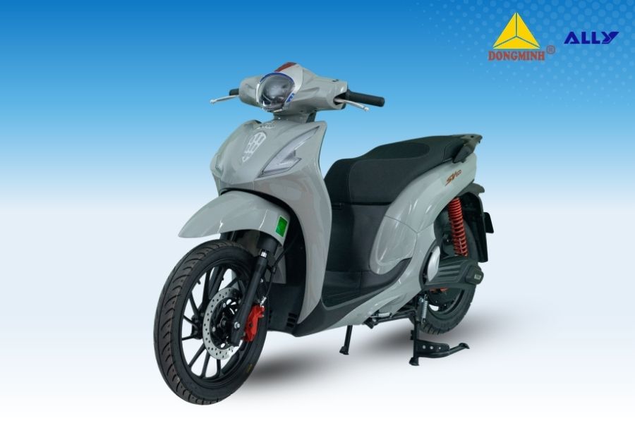 Những Lưu Ý Đi Xe Máy Điện Khi Trời Mưa